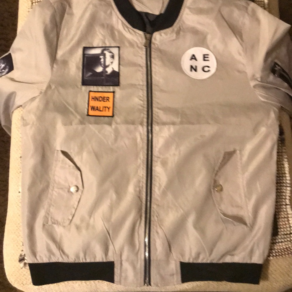 Vintage windbreaker bomber